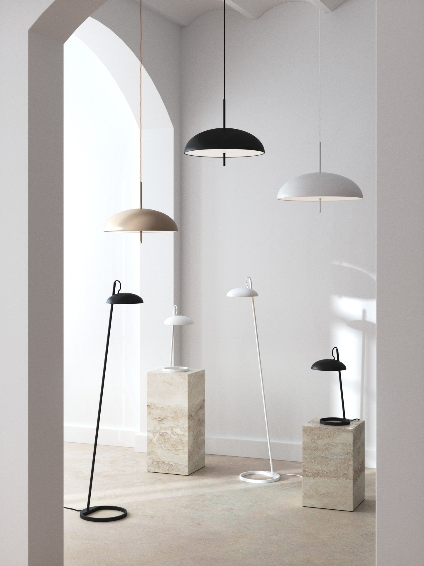 Versale Bordlampe Sort