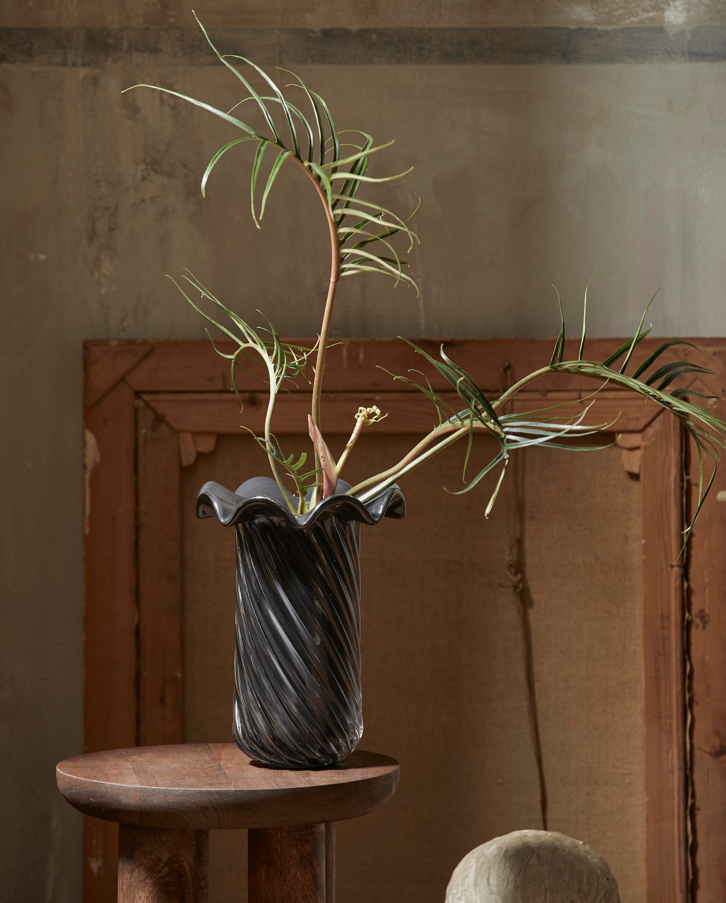 NORDAL KORO VASE, GLAS - GRÅ
