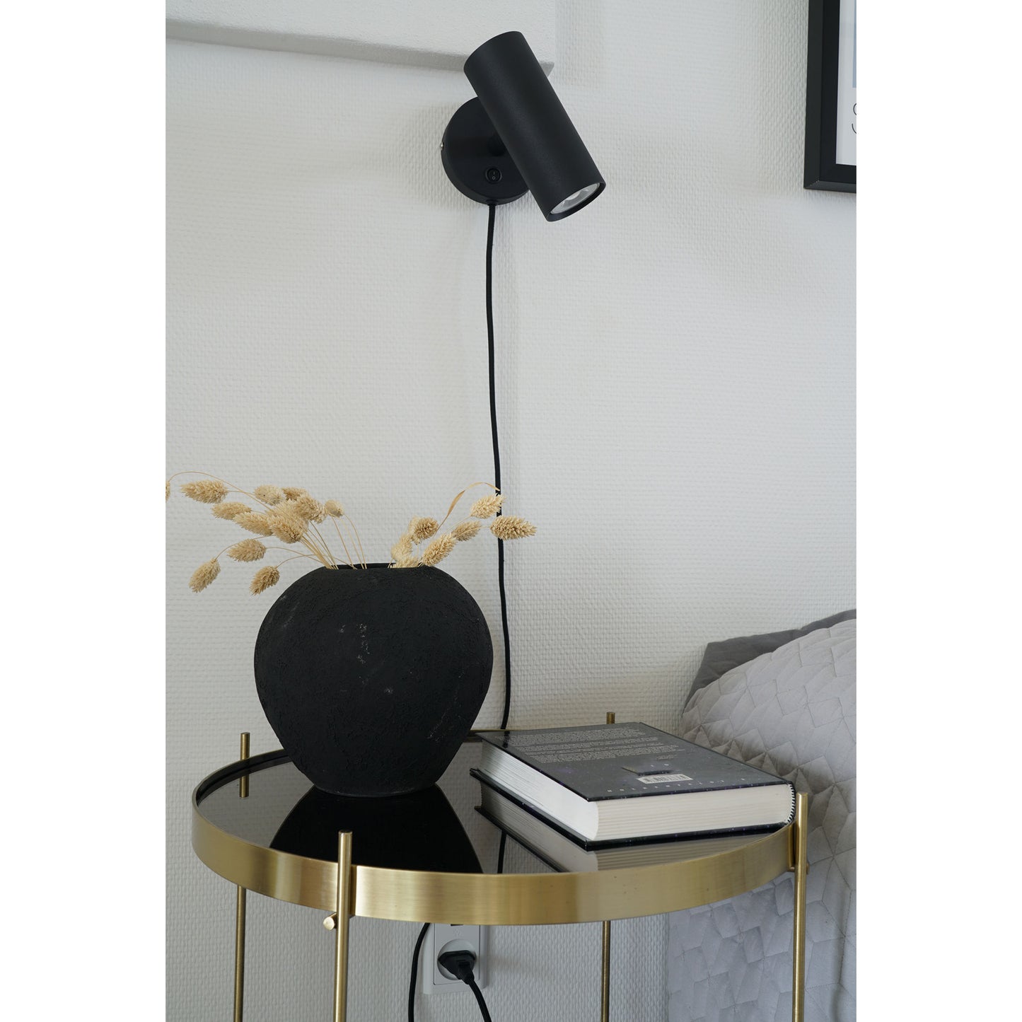 HOUSE NORDIC PARIS VÆGLAMPE SORT