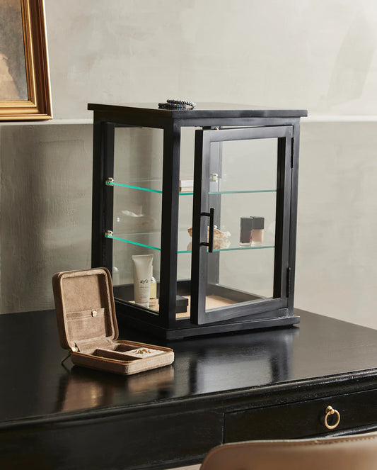 NORDAL ARNO GLASMONTRE/DISPLAY I TRÆ
